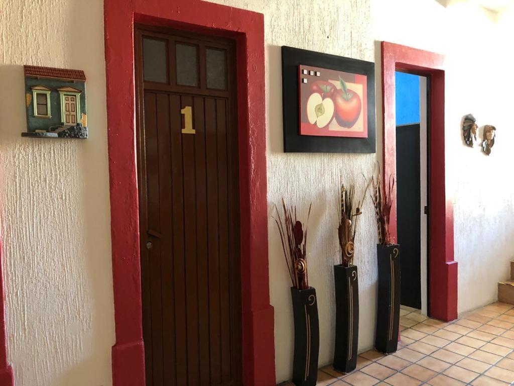 Hostal De Los Reyes Hotell Guadalajara Eksteriør bilde